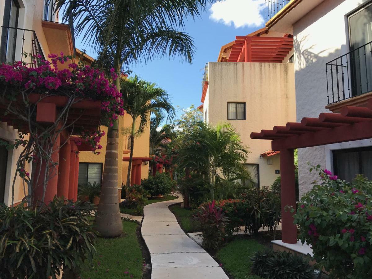 Villa Ikal Playa del Carmen Bagian luar foto